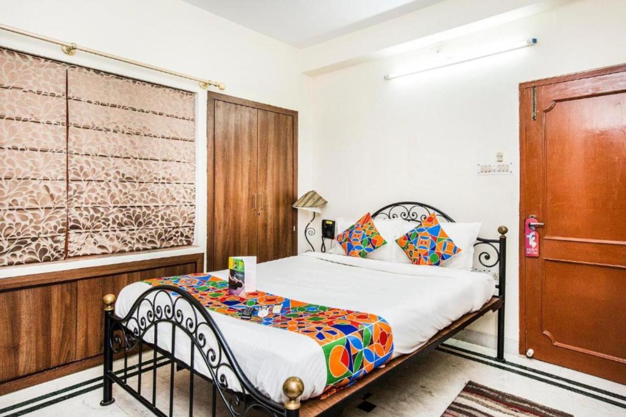 Hotel Ullash Residency Salt Lake Kolkata - Fully-Air-Conditioned-Hotel Spacious-Room With-Parking-Facility Salt Lake City Zewnętrze zdjęcie
