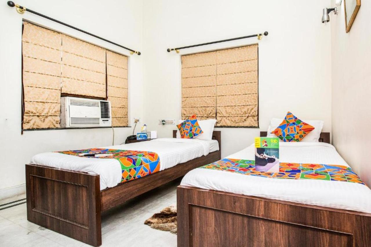 Hotel Ullash Residency Salt Lake Kolkata - Fully-Air-Conditioned-Hotel Spacious-Room With-Parking-Facility Salt Lake City Zewnętrze zdjęcie